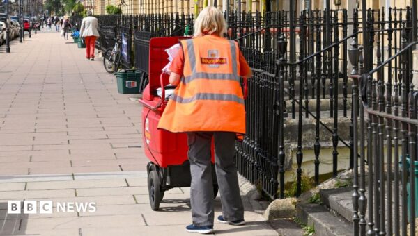 Royal Mail plans to cut 2,500 jobs