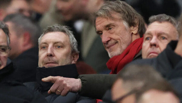 Man Utd ‘seriously’ considering offloading £52m Red with ideal replacement already lined up