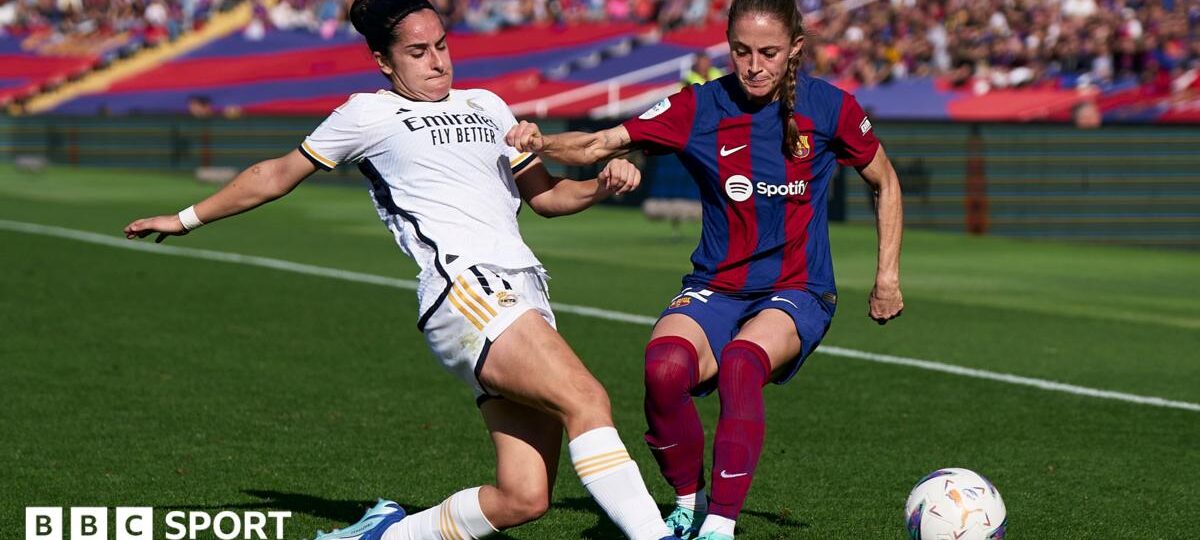 Women's billion-dollar boom leaves players behind, union says