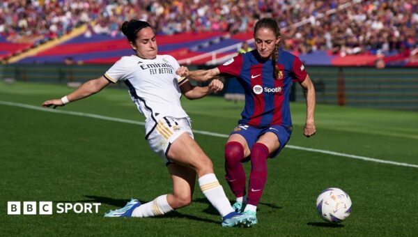 Women's billion-dollar boom leaves players behind, union says