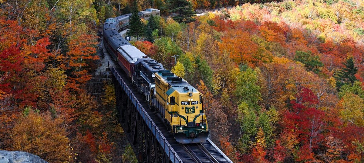 7 things passengers should never do on a train, according to an etiquette coach