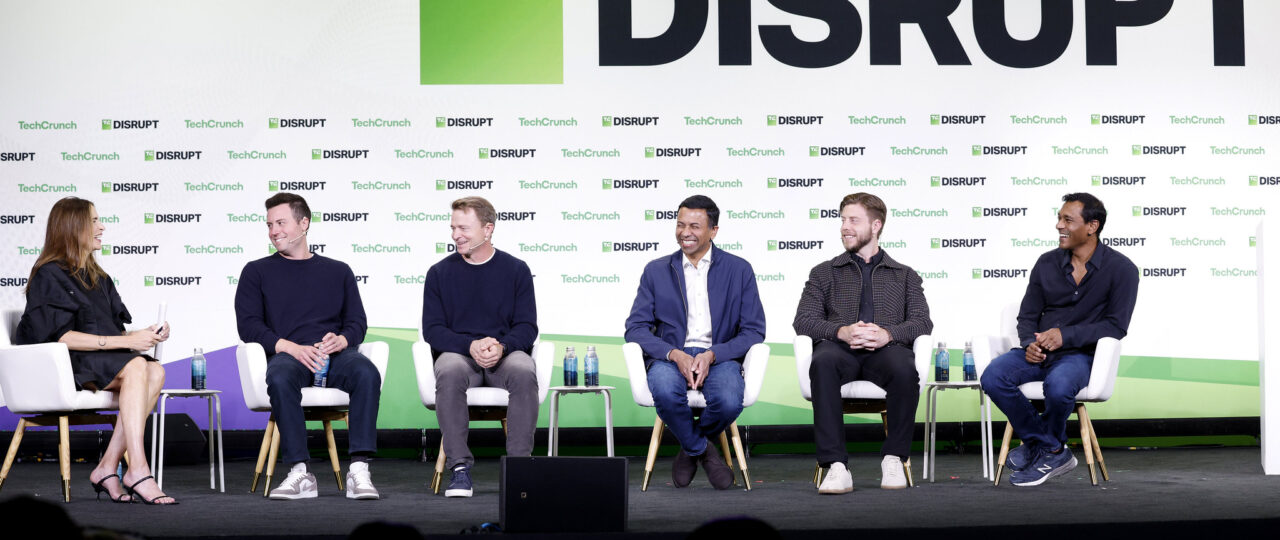 Even Benchmark thinks AI is eroding the venture pact against backing rivals