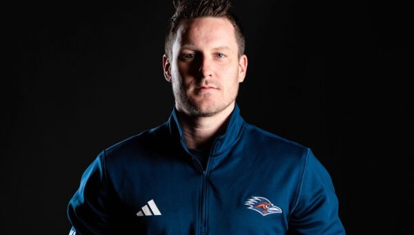 UTSA Basketball Coach Who Passed Out in Car Moments Before DWI Arrest Suspended Ahead of Season Start