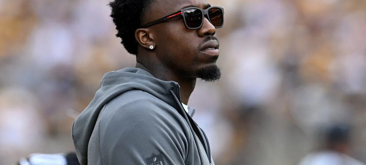 How Cowboys’ Jerry Jones Outsmarted Trade Rivals With Key Clause in Joey Porter Jr. Deal