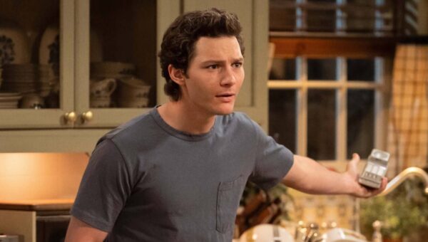 CBS Kneecaps Georgie & Mandy’s First Marriage With Young Sheldon’s Biggest Absence