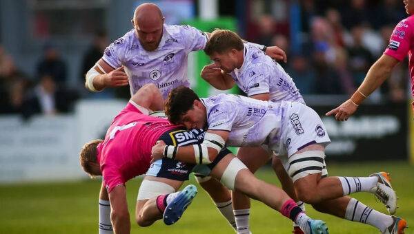 Cornish Pirates 'flat' in 38-14 loss to Bedford