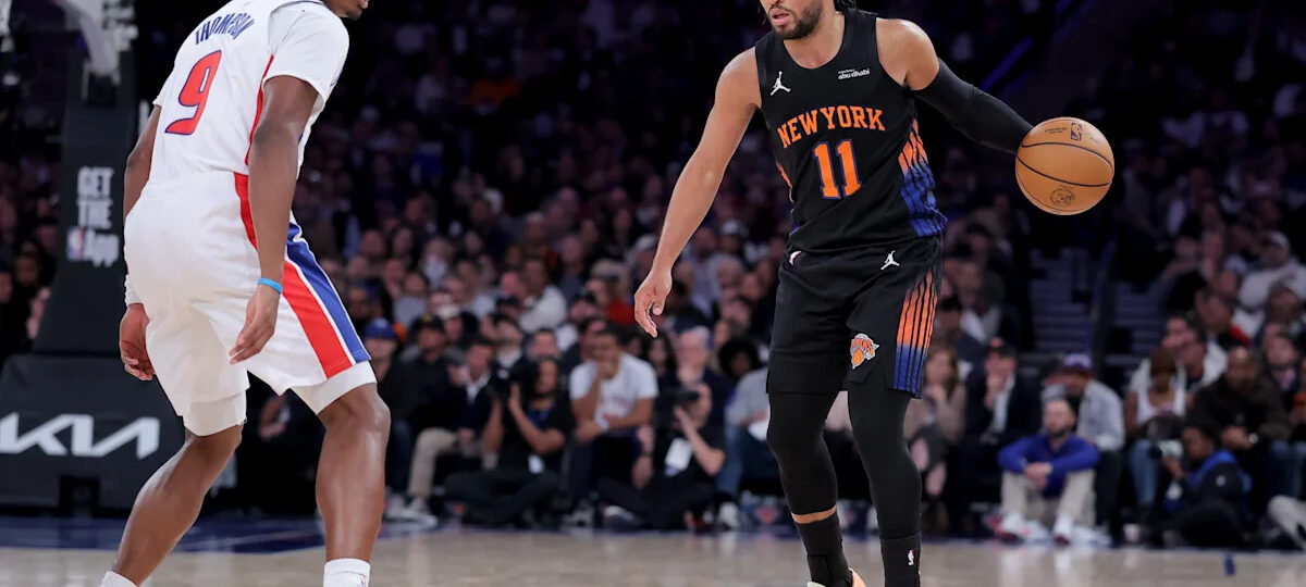Jalen Brunson, Knicks surge past Pistons to end losing streak after NBA Finals win