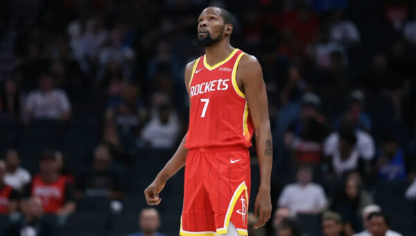 Kevin Durant, Mat Ishbia trade bars on social media over shared time with Suns