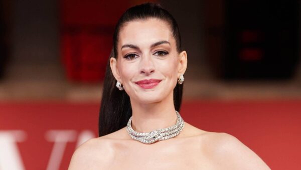 Anne Hathaway’s New Thriller Is Officially a Streaming Sensation After Losing 1,700 Theaters