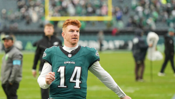 Report: Eagles to release Andy Dalton