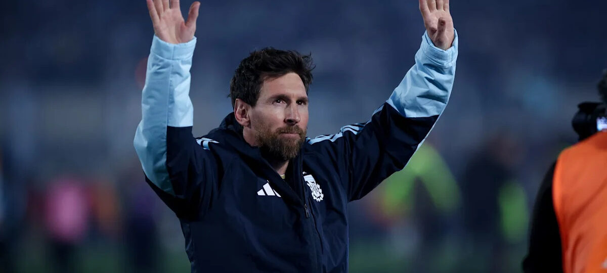 Messi pays tribute to Maradona in emotional Argentina farewell