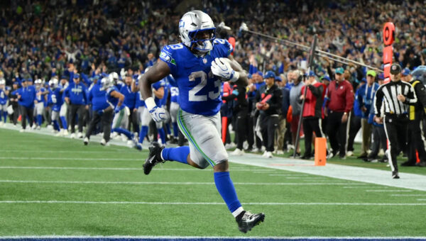 Emanuel Wilson totals 115 yards on Sunday Night Football
