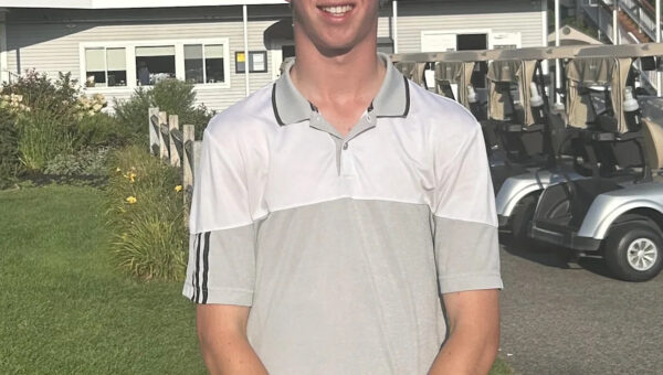 Wednesday Seacoast Roundup: Portsmouth golf remains unbeaten, more results