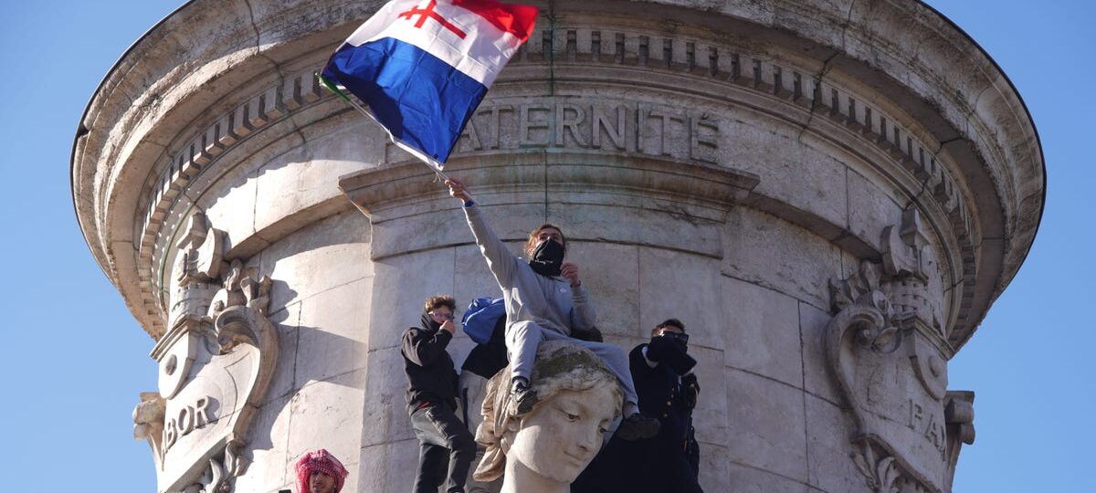 4 figures that help explain the affordability crisis behind France's protests