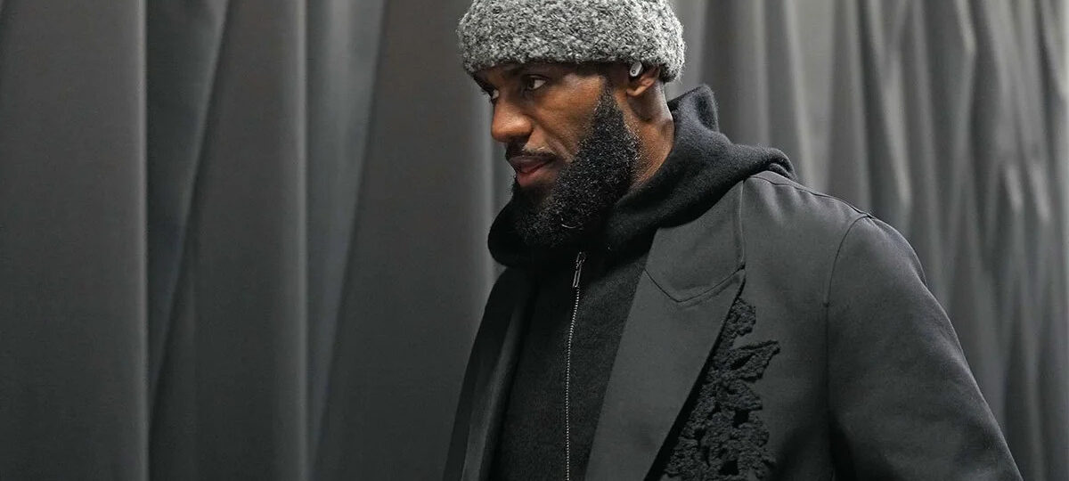 76ers’ Pat Beverley warns LeBron James of people ‘throwing rocks’ at helicopter