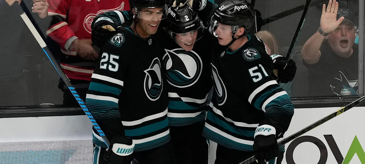 Will Smith scores twice as the Sharks rally from a two-goal deficit to beat the Canucks 3-2