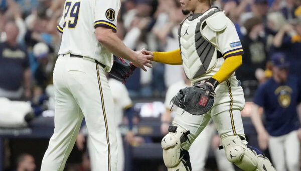Instant reaction to Brewers’ playoff Game 1 win over Padres in NLDS
