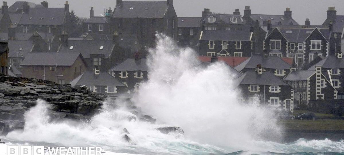 Gales and heavy rain to impact UK as yellow wind warning issued