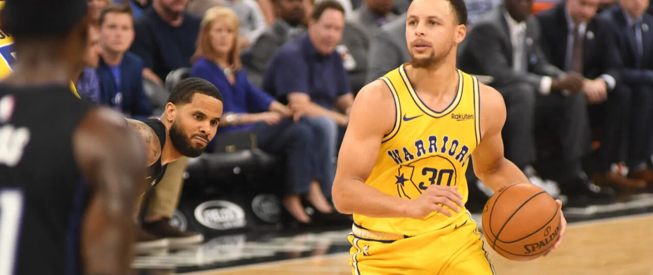 Steph Curry speaks out as Kristaps Porziņģis’ injury status remains unclear