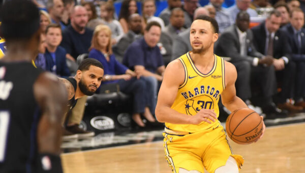 Steph Curry speaks out as Kristaps Porziņģis’ injury status remains unclear