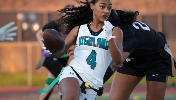 Vote for Arizona Republic's Top 10 flag football teams, Oct. 5