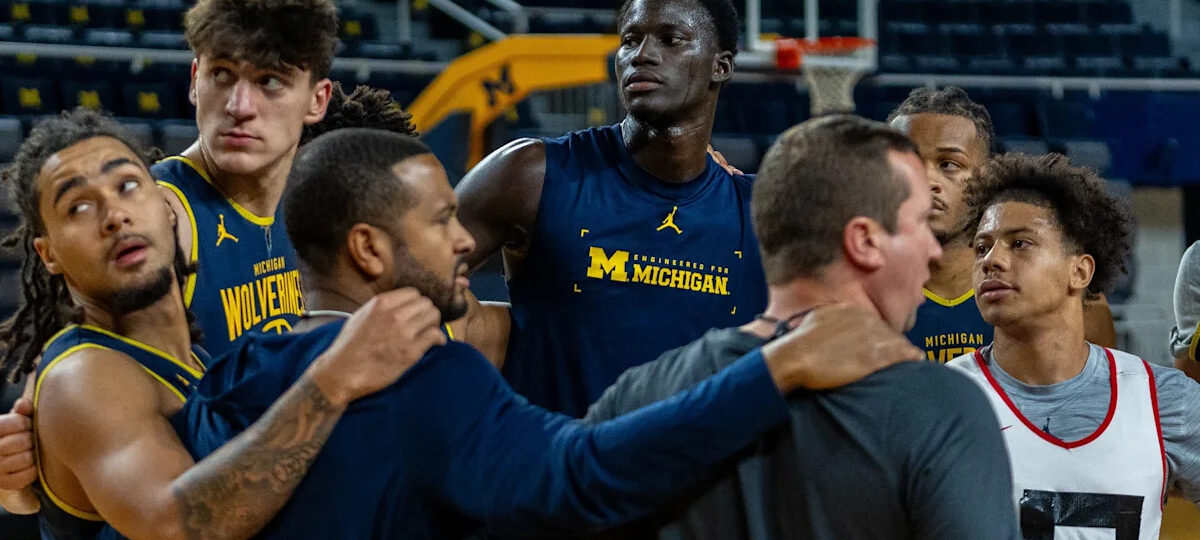 Michigan basketball gets reality check in exhibition loss vs Houston