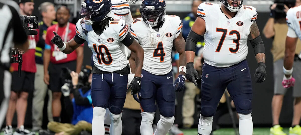 Bears RG Jonah Jackson moving in a positive direction as he tries to play Thursday against Pats