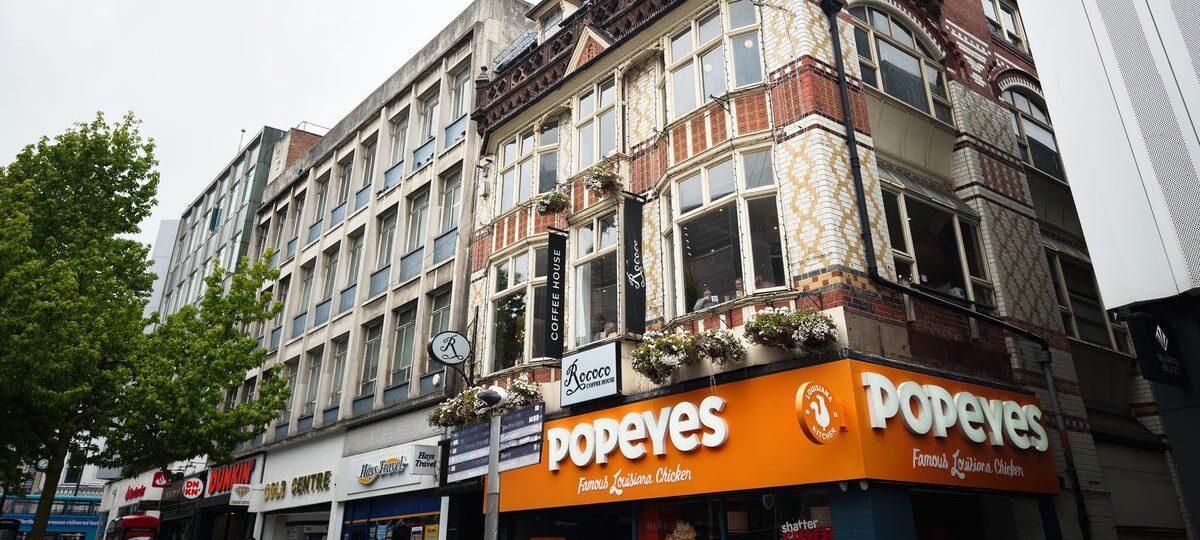British towns could soon look like American food courts. Here are 9 US chains making the move across the Atlantic.