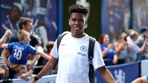 Team News: Chelsea fans get what they want as dynamic winger handed start by Alonso