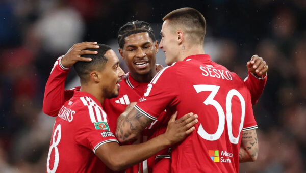 Benjamin Sesko: Dwight Yorke sends bold message to Michael Carrick about Man United star