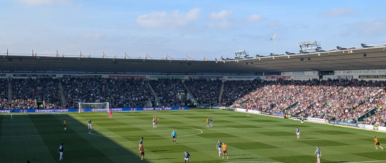 Plymouth Argyle 0-0 Reading: Tricks And Treats