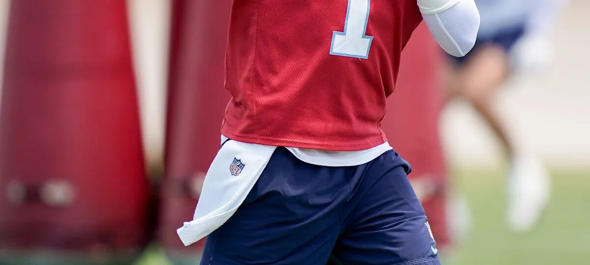 Titans QB Cam Ward’s QB Ranking Among NFL Starters Revealed