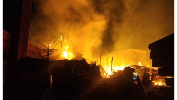 Timber dealers lament exclusion from Tinubu’s Calabar fire relief