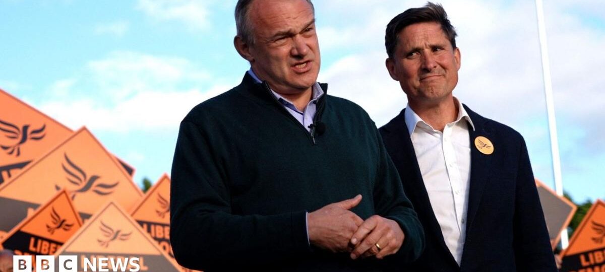 Lib Dem MP quits frontbench job over Ed Davey's leadership
