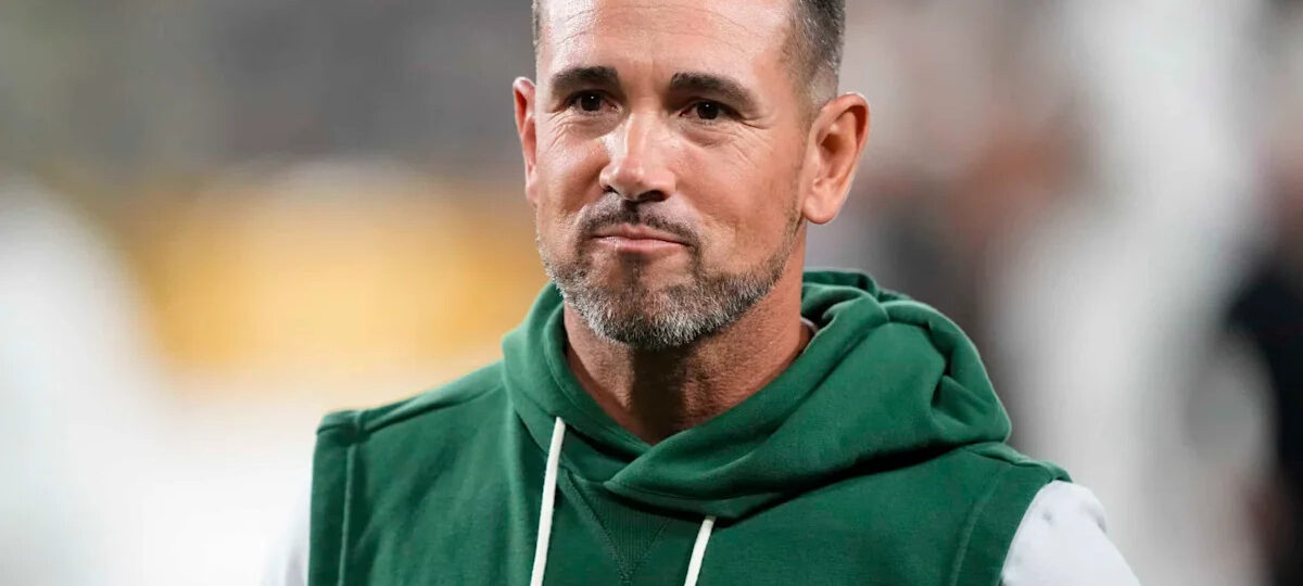 Matt LaFleur Fears Season-Ending Injury for Packers Star After Cart Ride Off Field
