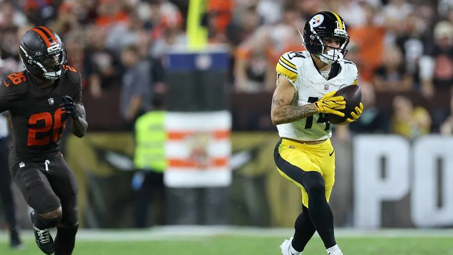 Fantasy Football Week 5 Start 'Em, Sit 'Em: Roman Wilson vs. KC Concepcion