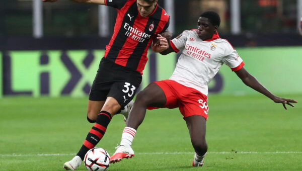 Daniel Banjaqui: Man United battling Barcelona and Inter Milan for €40m Benfica star