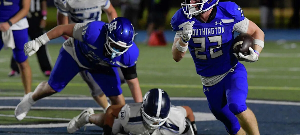 No. 5 Southington football rides defense, Roman's 3 touchdown passes past Wilton