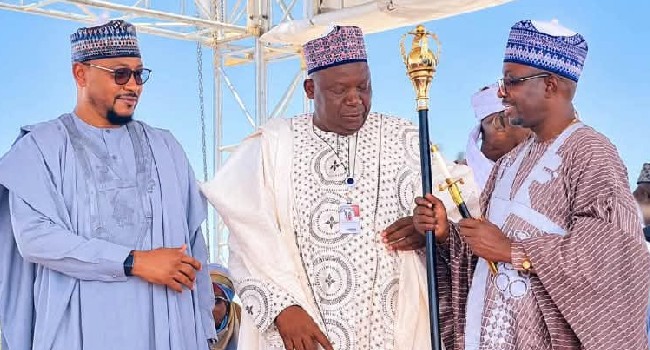 Zamfara Gov Presents Staff Of Office, Vehicles To 19 Emirs