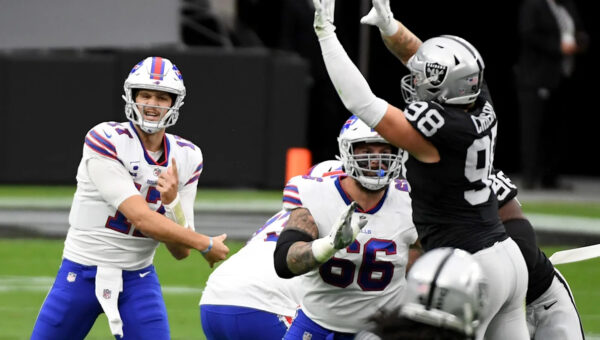 What channel is Bills-Raiders game today live? Streaming, NFL TV schedule