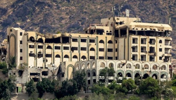 Flights resume at Riyadh airport as Houthis attack Saudi Arabia