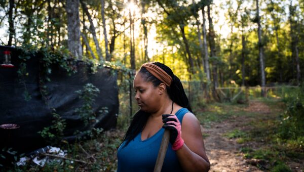 I bought land on Facebook Marketplace for $40K. Now I live there with a single mom I met on Threads and our 3 kids.