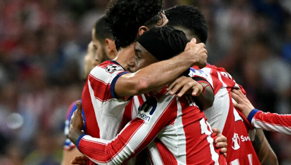 Barça blitz, Atlético drama, Italian collapse: Wednesday’s front pages