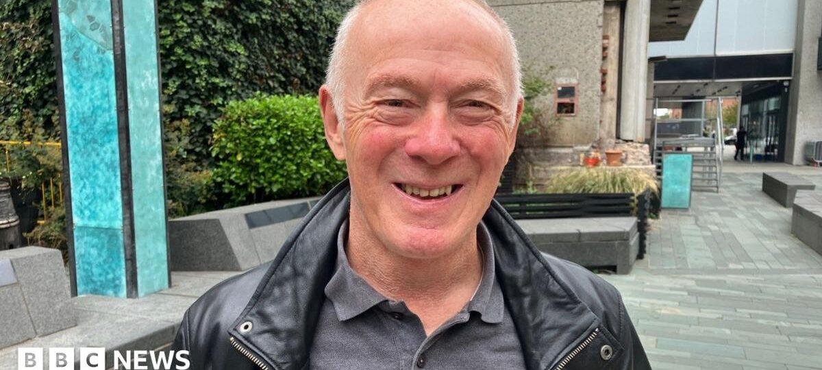 Ex-Manchester leader defends deals with Man City owners