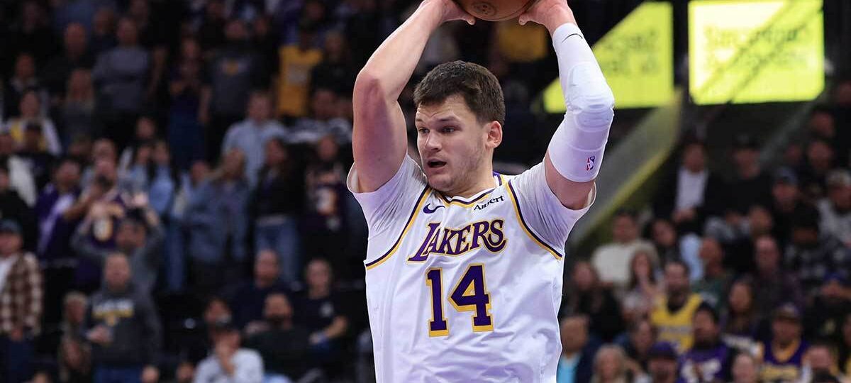 Lakers’ Walker Kessler gets 100% real on cooling off against Jazz