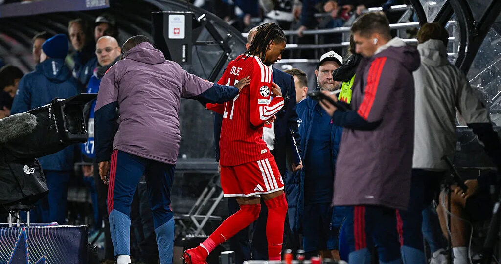 Olise loses the plot, sent off after lashing out