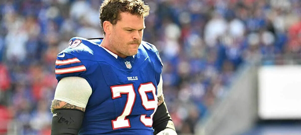 Key Bills O-lineman exits MNF with injury