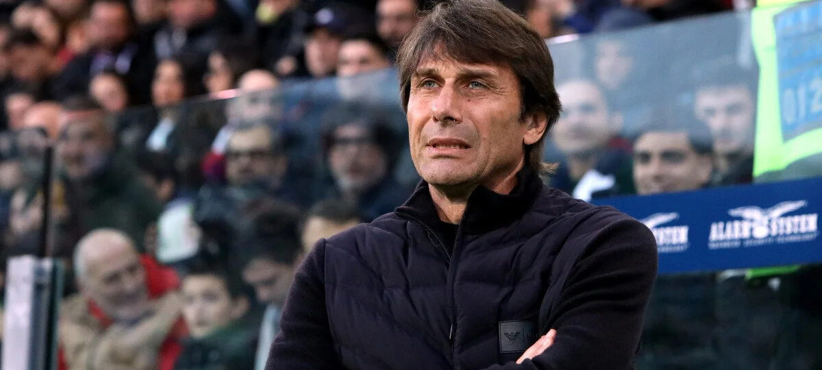 “Going to be a disaster”: Ashley Young gives his verdict on hypothetical Antonio Conte to Manchester United move