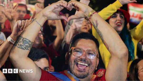 How ‘Lula’s Army’ WhatsApp chat helped turn Brazil election around