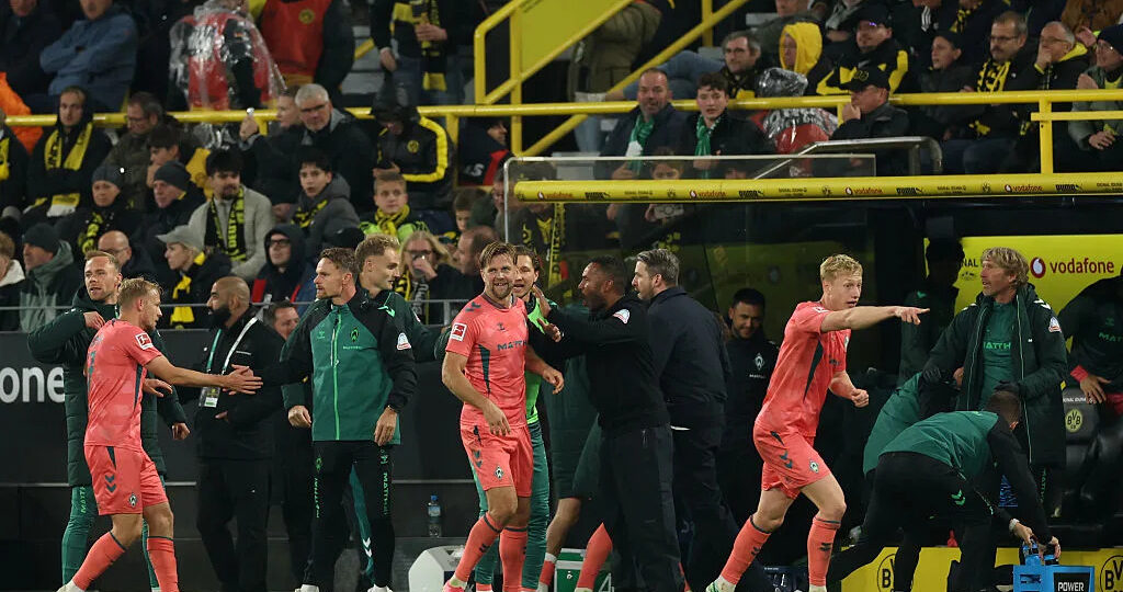 Bundesliga match has a crazy finish with four goals in 12 minutes